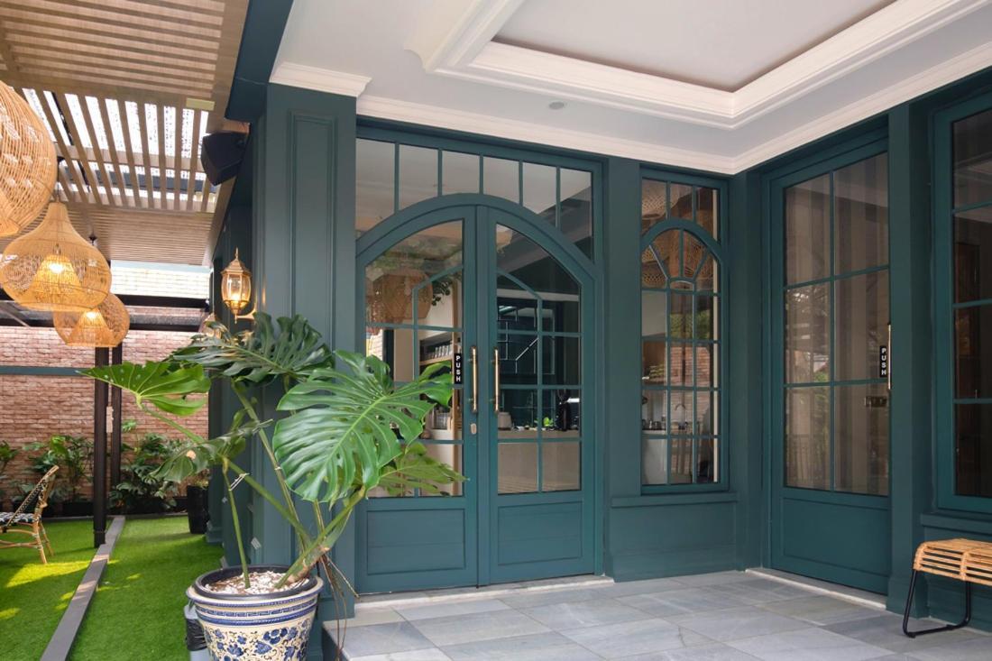 Casa Living Senopati Hotel Jakarta Bagian luar foto