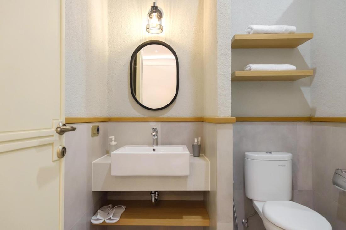 Casa Living Senopati Hotel Jakarta Bagian luar foto