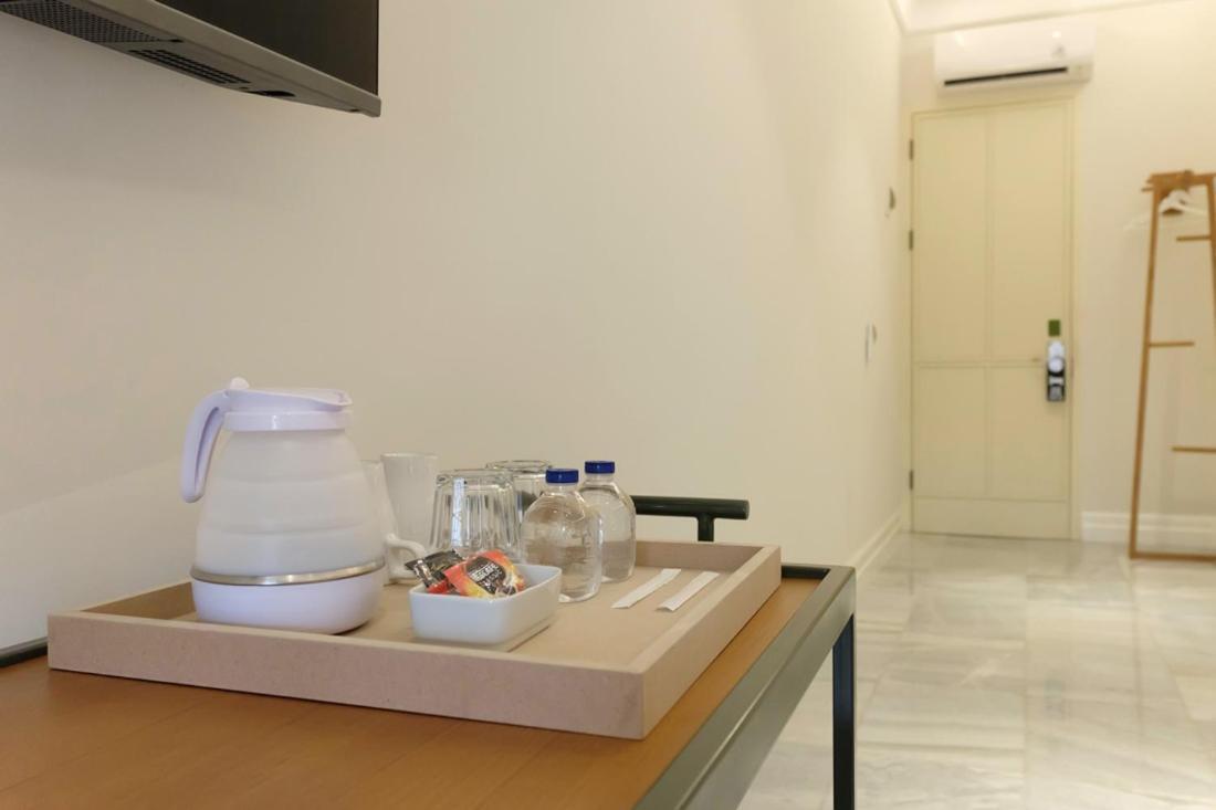Casa Living Senopati Hotel Jakarta Bagian luar foto