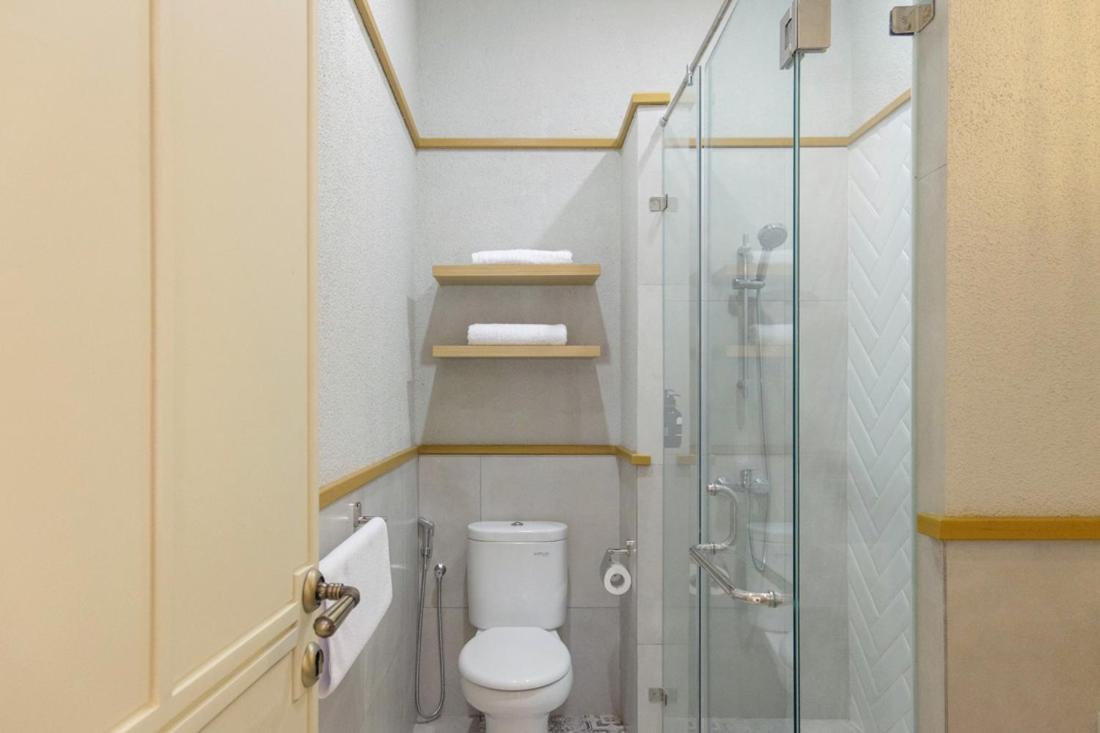 Casa Living Senopati Hotel Jakarta Bagian luar foto